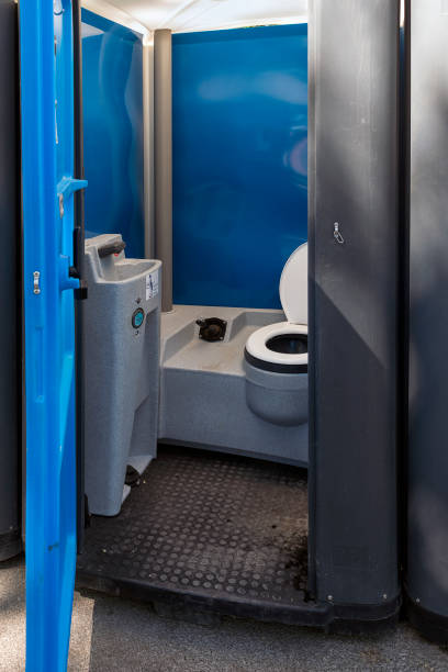 Best Porta potty rental near me  in Pomona, NY